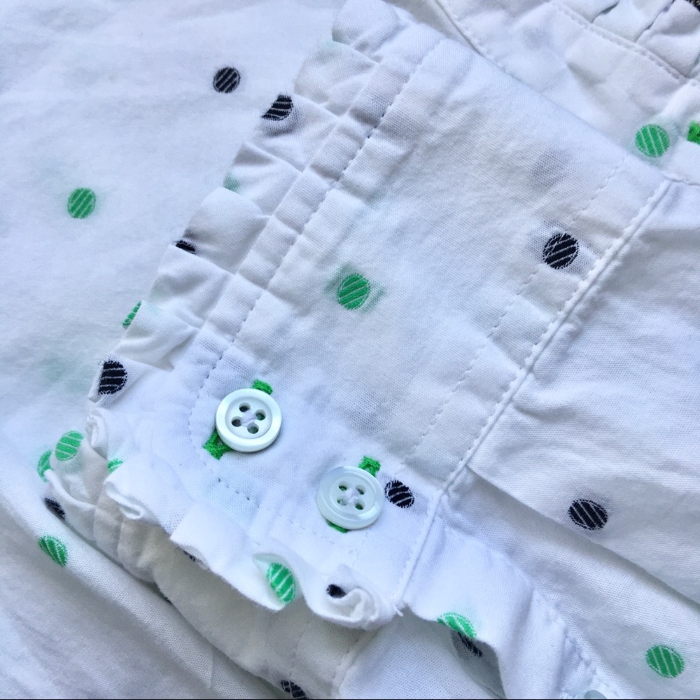 Fresh Talbots Swiss dot pullover style top!!☘️ - Picture 10 of 12